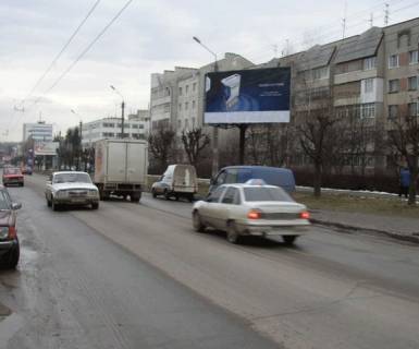 Билборд A в Черновцах, 3х6  вул.Комарова, 11 фото 1