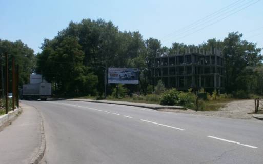 Билборд A в Черновцах, 3х6  вул. Галицький шлях, 3 вїзд в місто фото 1
