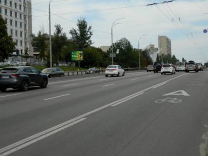 Скролер, Скрол B у Києві бульв. Міхновського Миколи (Дружби Народів), 19 (Дом Меблів) - "Асвіо Банк" - 189608 Фото 1