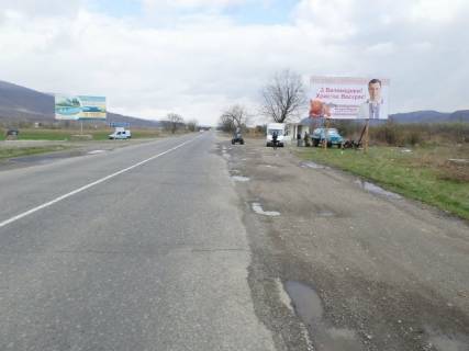 Билборд A в Берегово, Біл-борд  м.Хуст в'їзд, поворот на с.Рокосово, вул Головна, траса Мукачево-Ів.-Франківськ   фото 1