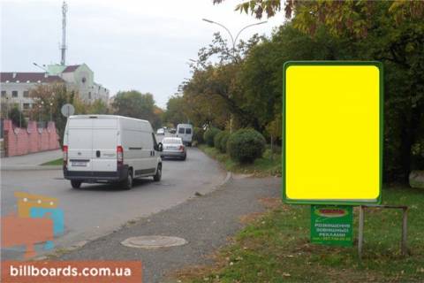Сiтiлайт A у Ужгороді м.Ужгород Слов'янська набережна, біля гот.Ужгород, ресторану Венеція, в сторону Боздошського парку Фото 1