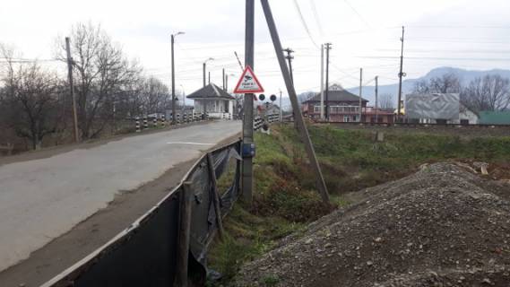 Білборд, Бігборд (Борд)  A у Тячеві с.Бедевля  в сторону м.Тячів Фото 1