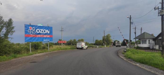 Билборд B в Хусте Хустський район, поворот на с. Бороняво,переїзд, в сторону м. Хуст, траса Івано-Франківськ-Ужгород- фото 1