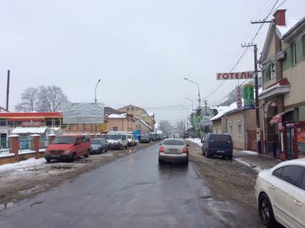 Білборд, Бігборд (Борд)  B у Хусті м. Хуст, вул. Івана-Франка, автостанція,  заїзд в центр міста, в сторону м.  Ужгород Фото 1