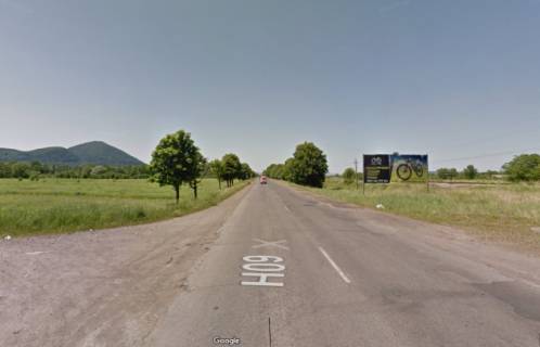 Билборд A в Тячеве с. Бедевля, виїзд,  в сторону м. Тячів фото 1