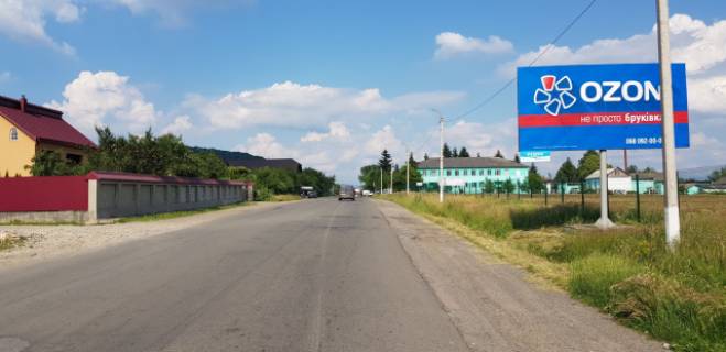Билборд A в Грушові, Тячів  с.Грушово,вул.Головна, біля стадіону, фітнес центр,  в сторону м.Рахів фото 1