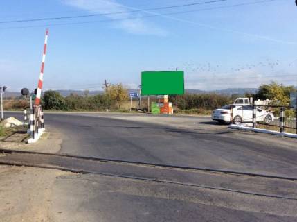 Билборд A в Хусте Хустський район, поворот на с. Бороняво, переїзд, в сторону м. Ужгород траса  Івано-Франківськ-Ужгород. фото 1