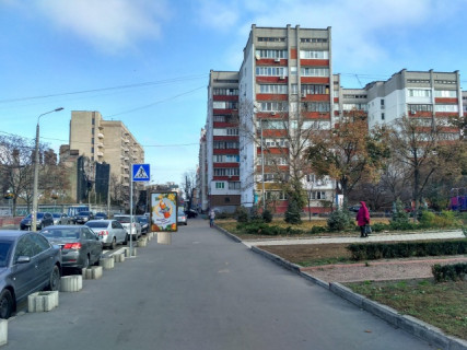 Ситилайт A в Киеве, 1,2х1,8  Щекавицька вул, 26. Кінотеатр «Жовтень» фото 1