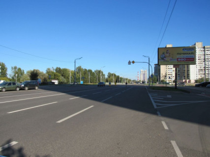 Билборд A в Киеве, 6х3  Милославська вул., 29 (АЗС ОККО, ТЦ Квадрат, ТЦ Корал, Сільпо), на перетині з вул. Оноре де Бальзака, в напрямку Закревського Миколи вул. фото 1