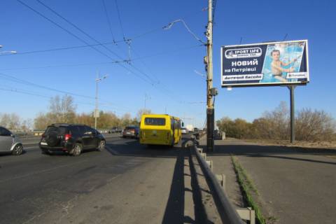 Призматрон, Призма A у Києві, 6x3  Бандери Степана просп., Північний (Московський) міст(заїзд на міст), (SkayMall, Х-Парк, "ОККО", МакДональдз), в напрямку Троєщина - 330627 Фото 1