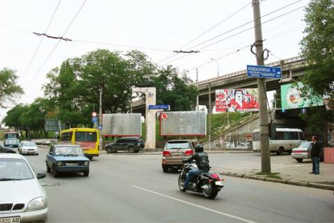 Билборд B в Одессе, 6x3  вул. Приморська / пров. Газовий №2 фото 1