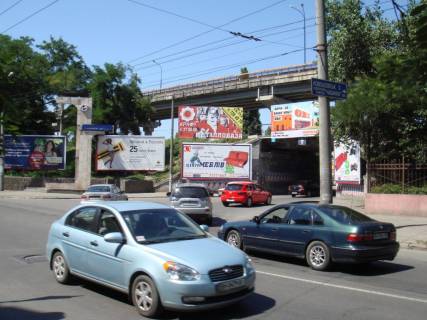 Билборд A в Одессе, 6x3  ул. Приморская / пер. Газовый №3 фото 1