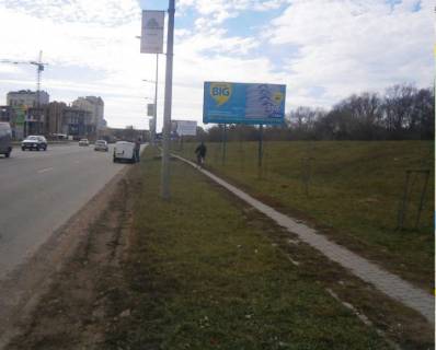 Билборд A в Ивано-Франковске, 3х6  Надрічна, 4а (автосалони) фото 1