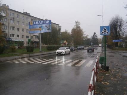 Білборд, Бігборд (Борд)  B у Надвірній, 3х6  Грушевського  центр.районна лікарня №2 ст.Б Фото 1