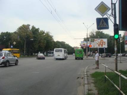 Призма A в Полтаве ул.О.Вишни - Європейська вул. (Фрунзе) - 122748 фото 1
