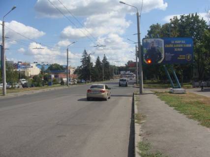 Білборд, Бігборд (Борд)  A у Полтаві ул. М.Бирюзова, 7 Фото 1