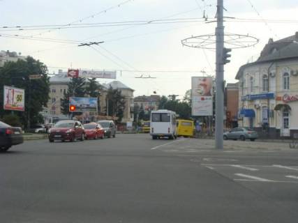 Призма A в Полтаве ул.1100-летия Полтавы - Європейська вул. (Фрунзе) - 122741 фото 1