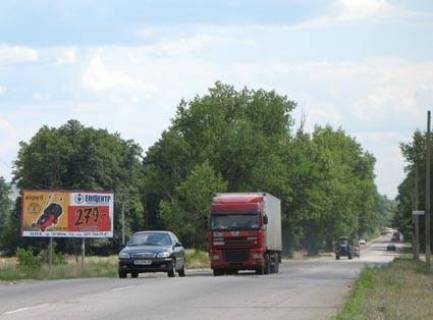 Билборд A в Изюме, 3х6  трасса, въезд с Х-ва       ул.Школьная фото 1