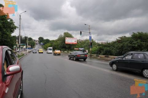 Билборд A в Черновцах вул. Винниченка-Комунальників фото 1