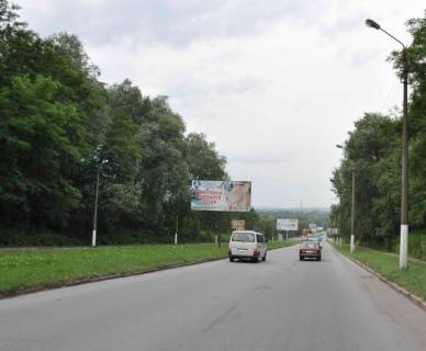 Білборд, Бігборд (Борд)  A у Чернівцях, 3х6  вул. Ізмайлівська (Калинівський ринок) Фото 1