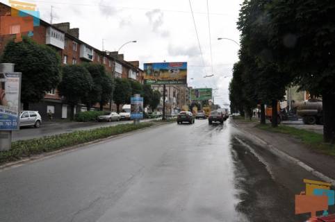 Білборд, Бігборд (Борд)  A у Чернівцях, 3х6  Проспект Независимости 187 Фото 1
