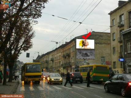Билборд A в Львове вул.Личаківська 58, з центру фото 1