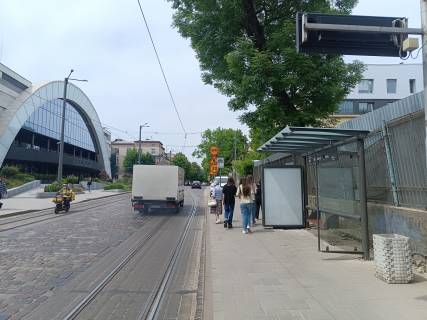 Сiтiлайт A у Львові, 1,2х1,8  Вул. Мельника, 21 ( зупинка «Мельника») Фото 1