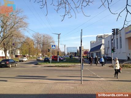 Білборд, Бігборд (Борд)  A у Прилуках, 6x3  по вул. Київській  (напротив Центральної міської  бібліотеки ім. Л. Забашти) Фото 1