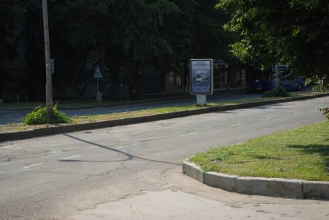 Ситилайт A в Южноукраинске пр. Независимости 5, Гостиница "    " . Рядом пешеходный переход. фото 1