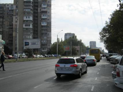 Билборд B в Одессе, 3х6  Небесної Сотні просп. (Маршала Жукова просп.), 3-А фото 1