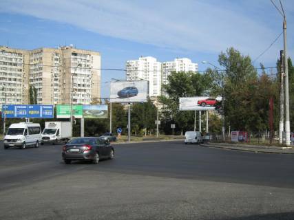 Билборд A в Одессе просп. Академика Глушко, 29-А / просп. Маршала Жукова (призма) фото 1