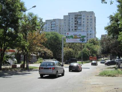 Билборд B в Одессе, 3х6  вул. Ільфа і Петрова, 31/1 фото 1