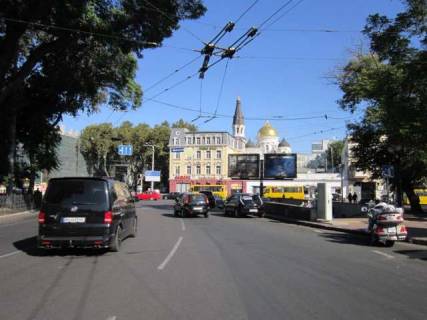 Билборд A в Одессе, 2.32*3.14  фото 1
