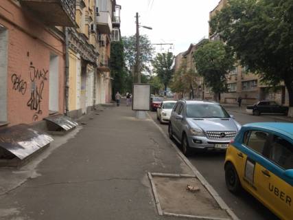 Ситилайт B в Киеве, 1.2х1.8  вул. Волоська 28/40 фото 1