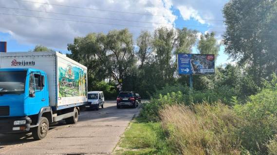 Білборд, Бігборд (Борд)  A у Києві, 3х6  Дорога гнид - Вишеньки, на перехресті наліво Проців - Кілов, направо Осокорки - Київ (А 2) Фото 1