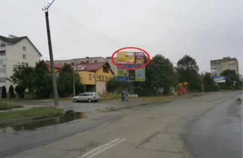 Билборд B в Ивано-Франковске, 3х6  Петлюри(хлібокомбінат) верхній навпроти ОККО Б фото 1