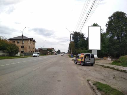 Билборд A в Коломые, 3х6  м. Коломия, вул. Карпатська (біля ТЦ "Експресу") / вертикальний, напрям з центру, ст. А фото 1