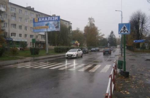 Нестандарт B в Ивано-Франковске, 3х6  Грушевського фото 1