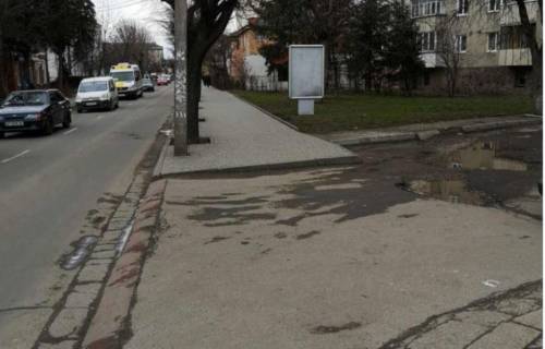 Сiтiлайт A у Івано-Франківську, 1.8х1.2  вул. Довга біля магазину Електрон №2 ст. А Фото 1