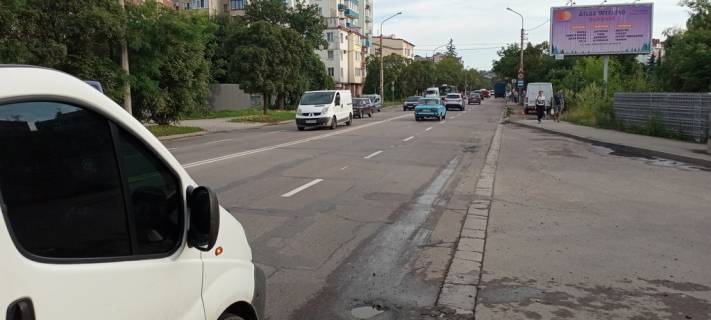 Призматрон, Призма A у Івано-Франківську, 3х6  Коновальця (Велмарт) призма А (до центру) - 435213 Фото 1
