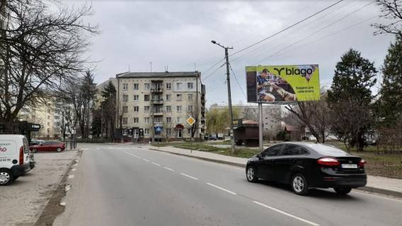 Білборд, Бігборд (Борд)  A у Угринів, 3х6  р-н пасічна вул. Целевича поруч будинку 34 ст А Фото 1