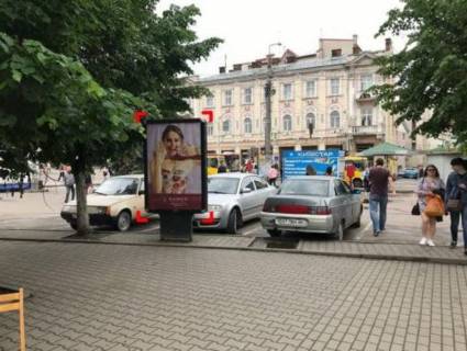 Сiтiлайт  у Івано-Франківську, 1.8х1.2  Дністровська Фото 1