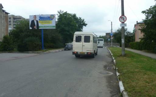 Білборд, Бігборд (Борд)   у Івано-Франківську, 3х6  Соборна Фото 1