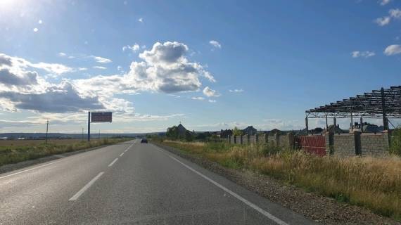 Білборд, Бігборд (Борд)   у Івано-Франківську, 3х6  траса ( автошлях Н-09 ) Фото 1