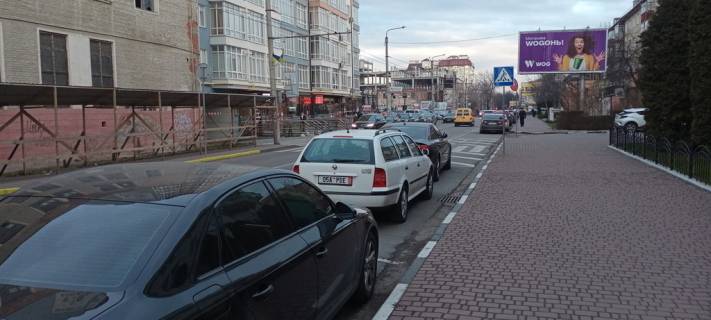 Призма A в Ивано-Франковске, 3х6  поруч ПРОМПРИЛАД-РЕНОВАЦІЯ, від вул.Сахарова до вул.Незалежності, до центру міста, Мельника - 435201 фото 1