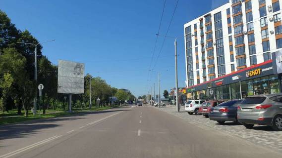 Нестандарт B у Івано-Франківську, 6х6  Мазепи Фото 1