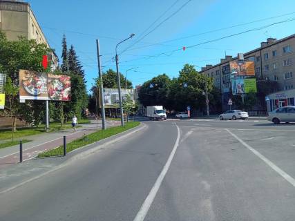 Билборд B в Ивано-Франковске, 3х6  Галицька, Набережна, Галицька -Шкільна фото 1