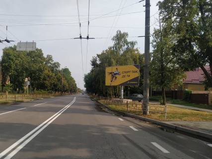 Билборд B в Чернигове, 6х3  проспект Миру х ул. Громадська (зупинка в центр) (сторона А) фото 1