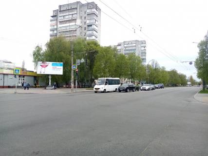 Билборд B в Чернигове, 6х3  проспект Перемоги х вул. Реміснича (центр ринок, МакДональдс, ГУНП Області) фото 1