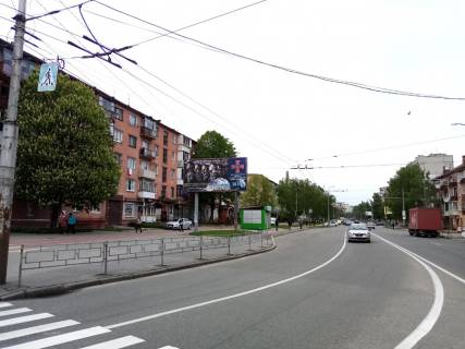 Билборд B в Чернигове, 6х3  вул. Мазепи, 37 (площа Перемоги) (сторона Б) фото 1